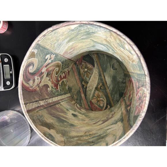 Decorative Rose and Green Vintage-Style Wastebasket with Plastic Liner - Picture 6 of 9